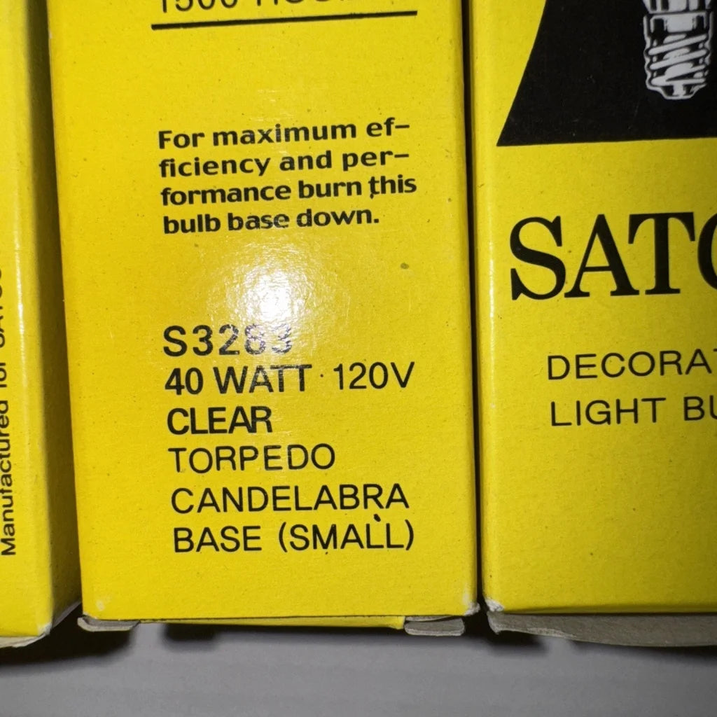 Satco S3283 40W replacement bulb in yellow cardboard box