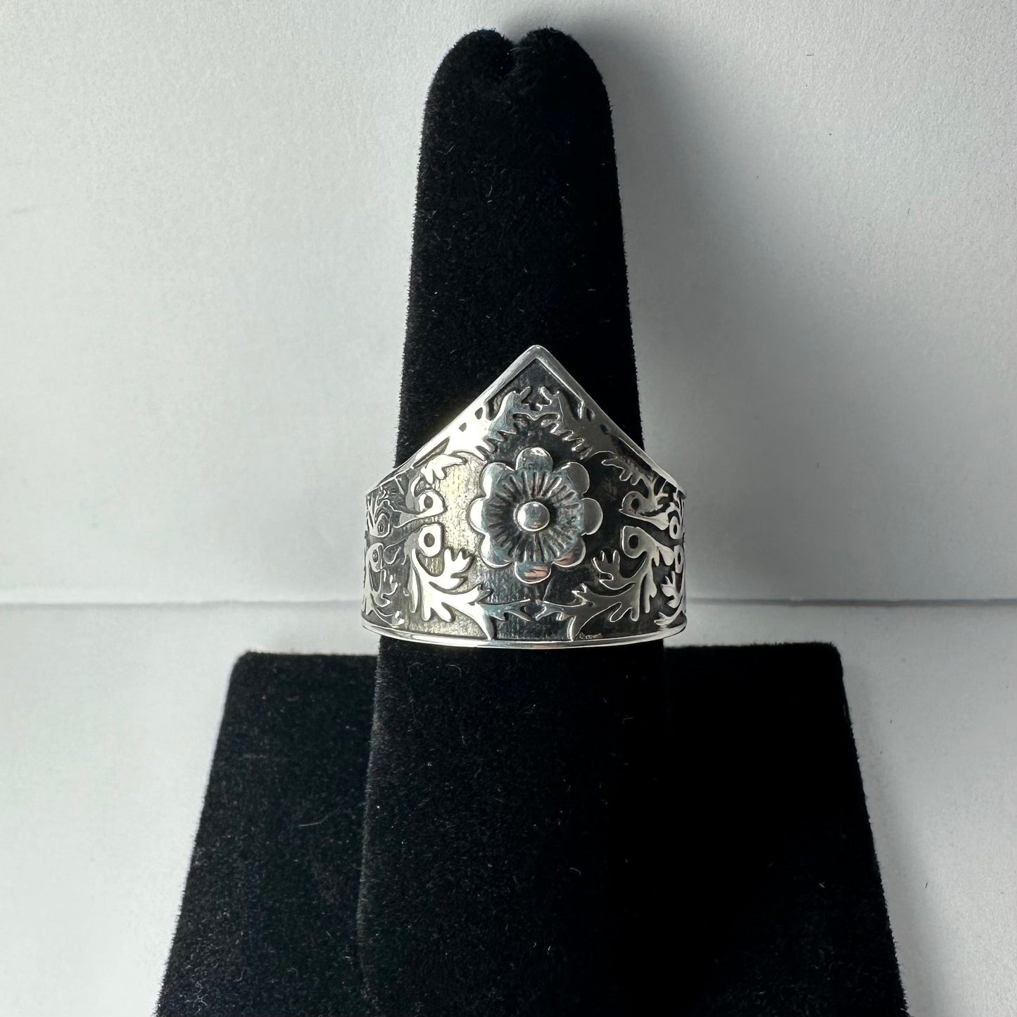 .925 Sterling Flower Ring