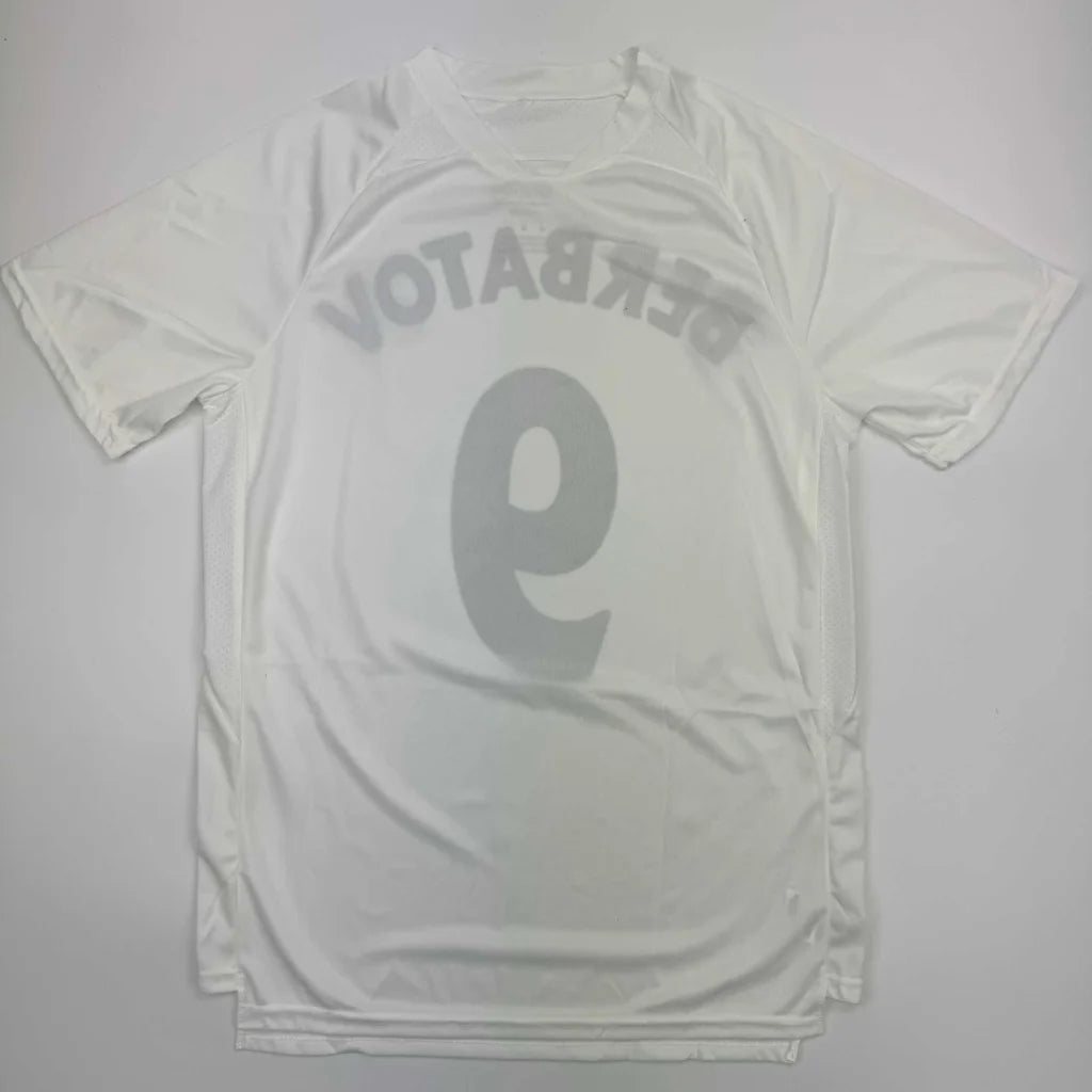 Back of autographed dimitar berbatov tottenham white custom soccer jersey with gray name and number 9 for professional sports league