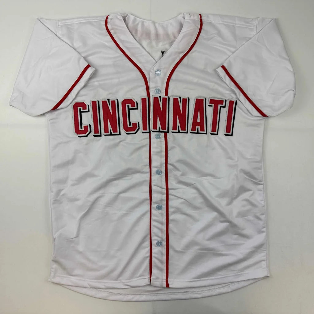 White short-sleeved baseball jersey with red piping, custom jersey for professional sports league