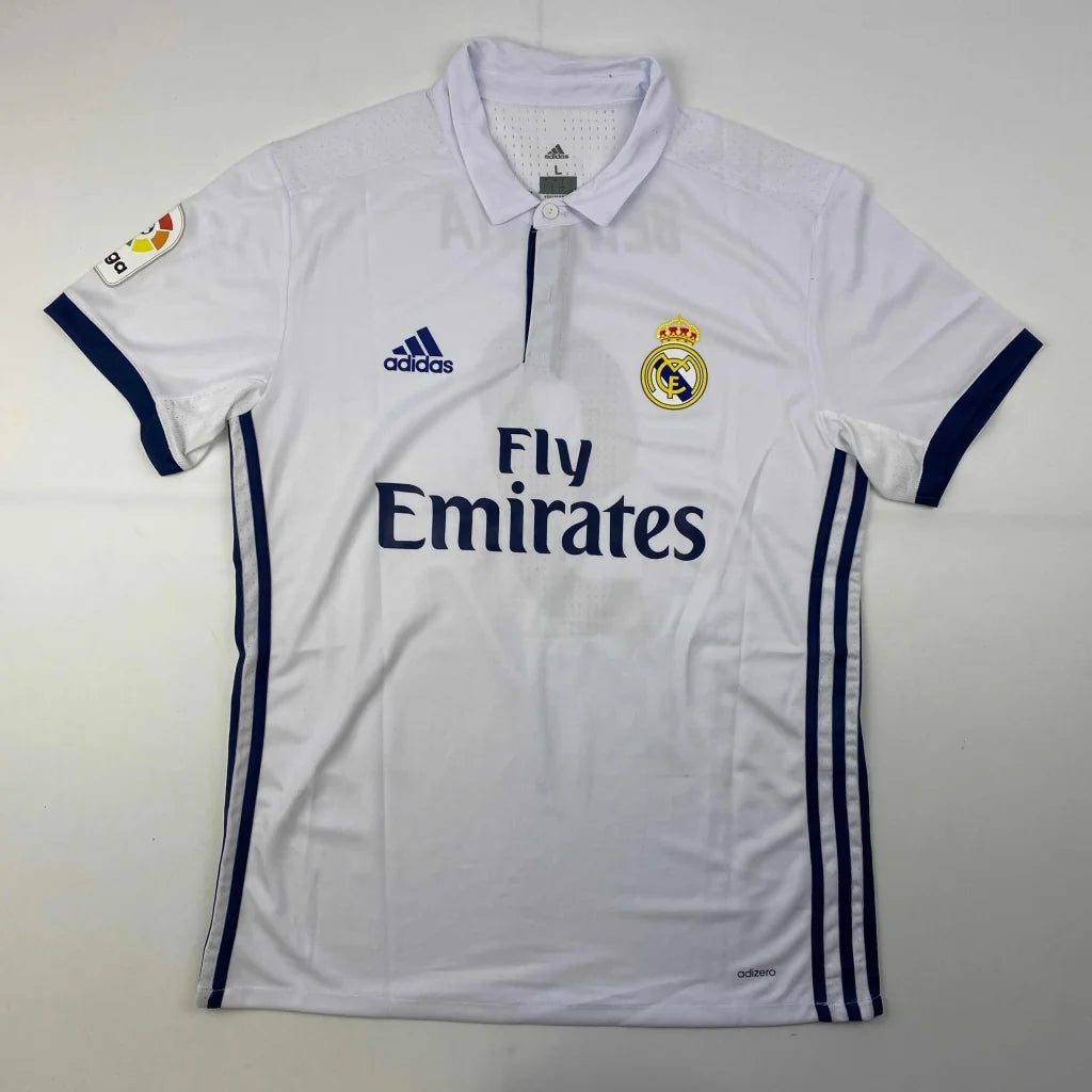 Autographed Karim Benzema Real Madrid 2016-17 White Soccer Jersey Beckett BAS COA | Authenticated Signed Sports Jersey | vintageantiquesgifts.com
