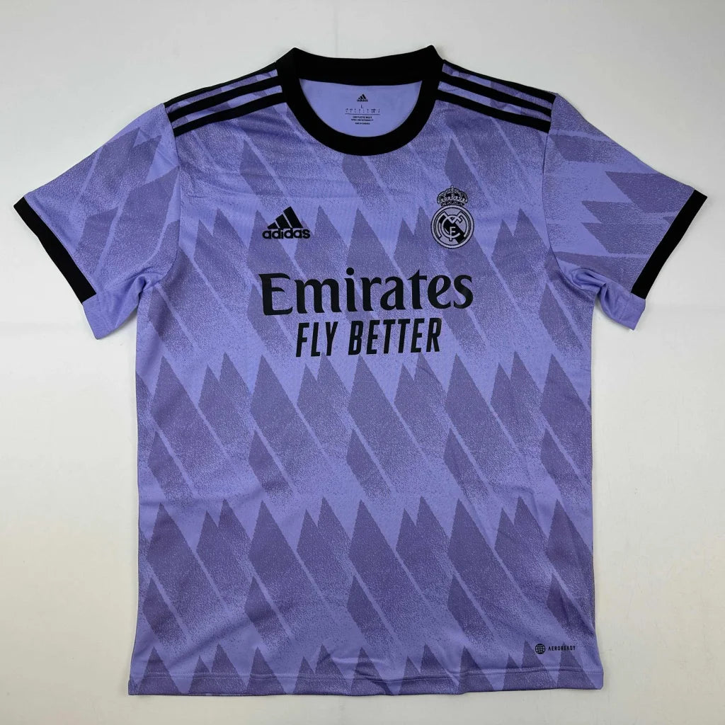 Autographed Karim Benzema Real Madrid 2022-23 Purple Soccer Jersey Beckett BAS COA | Authenticated Signed Sports Jersey | vintageantiquesgifts.com