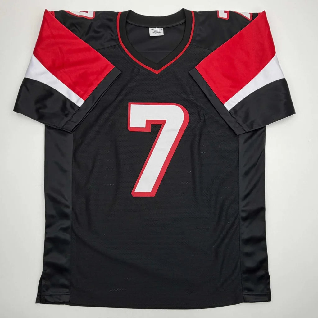 Autographed Michael Vick Atlanta black custom jersey number 7, professional sports