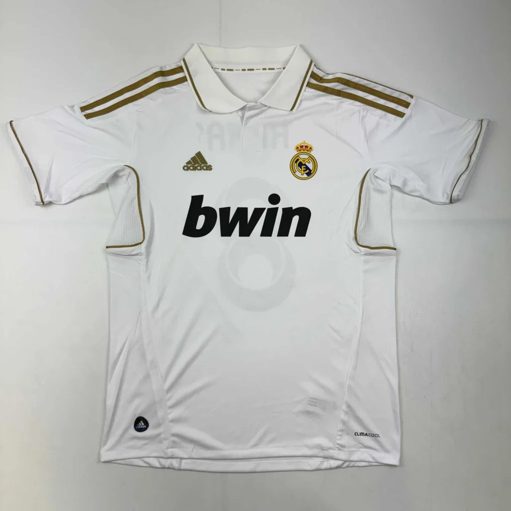 Autographed Ricardo Kaka Real Madrid white gold retro jersey with bwin logo
