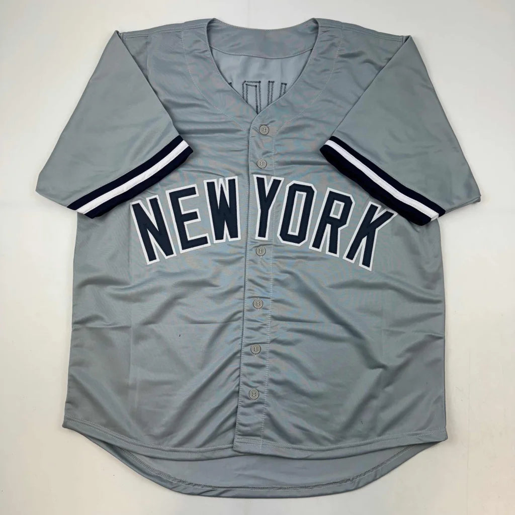 Gray short-sleeved custom jersey with NEW YORK lettering, Ron Guidry autographed collectible