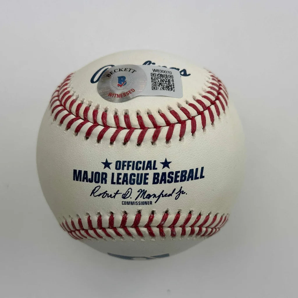 Autographed Trevor Hoffman white Rawlings Official MLB baseball with red stitching, Beckett COA