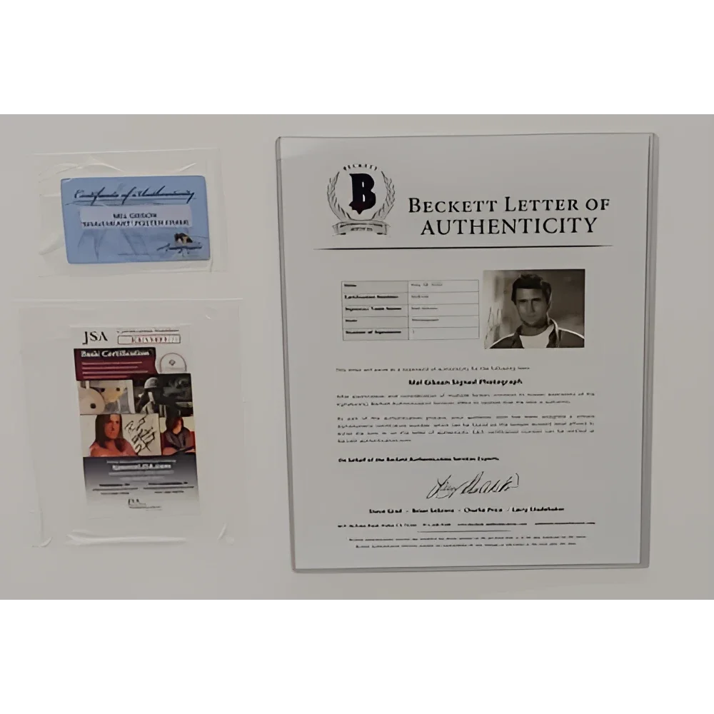 Braveheart framed movie poster with Mel Gibson autographed 8x10 photo and Beckett LOA