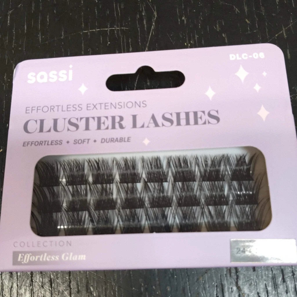 Sassi cluster lashes 06 in lavender pack with natural feel black lashes