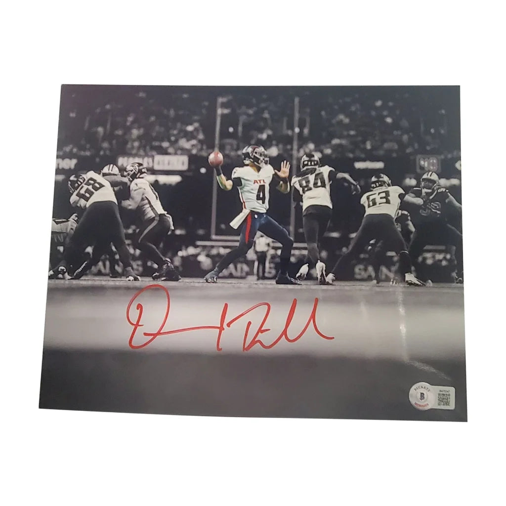 Black and white Desmond Ridder football photo with red autograph, Beckett authentication