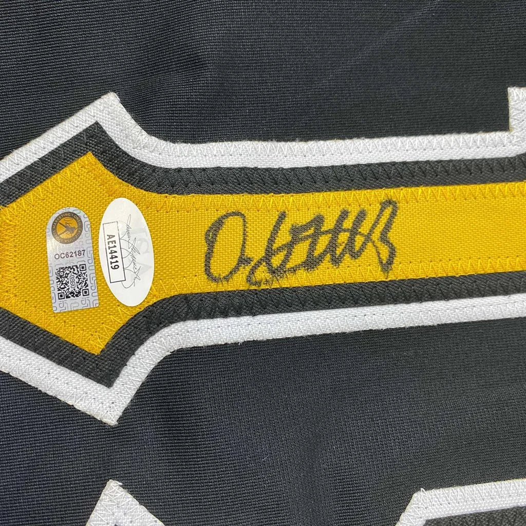 Framed Autographed Oneil Cruz 35x39 Pittsburgh Black Baseball Jersey JSA COA | Certified Authentic Signed Memorabilia | vintageantiquesgifts.com