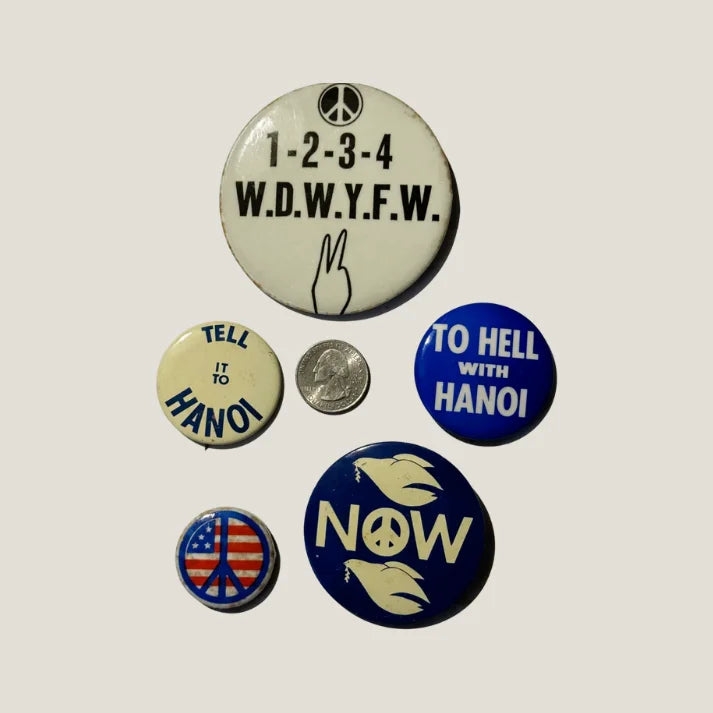 ✌️ Vintage 1960s Vietnam War Peace & Protest 5‑Pin Set ✌️ Vintage 1960s Vietnam War Peace & Protest 5‑Pin Set