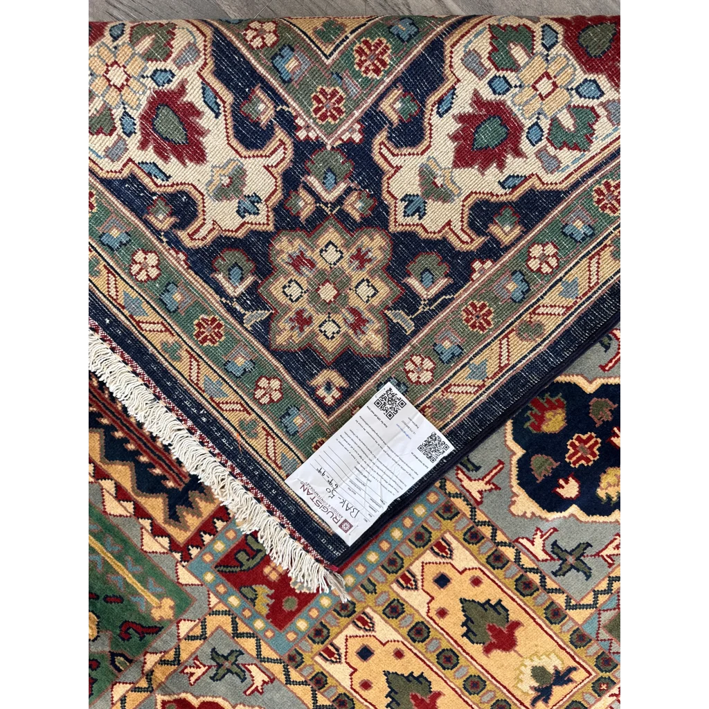 Hand-knotted Bakhtiari garden rug with intricate Persian patterns