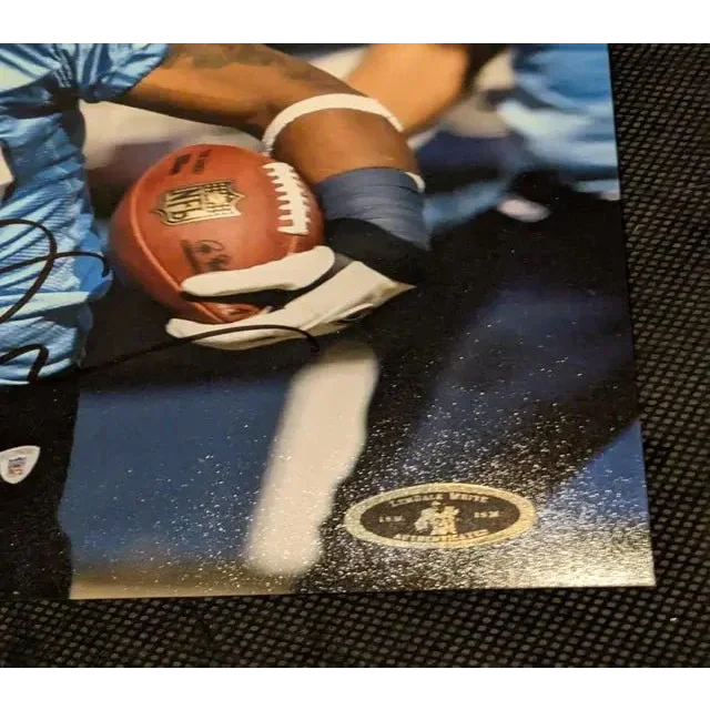LenDale White autographed Tennessee Titans photo with certificate of authenticity