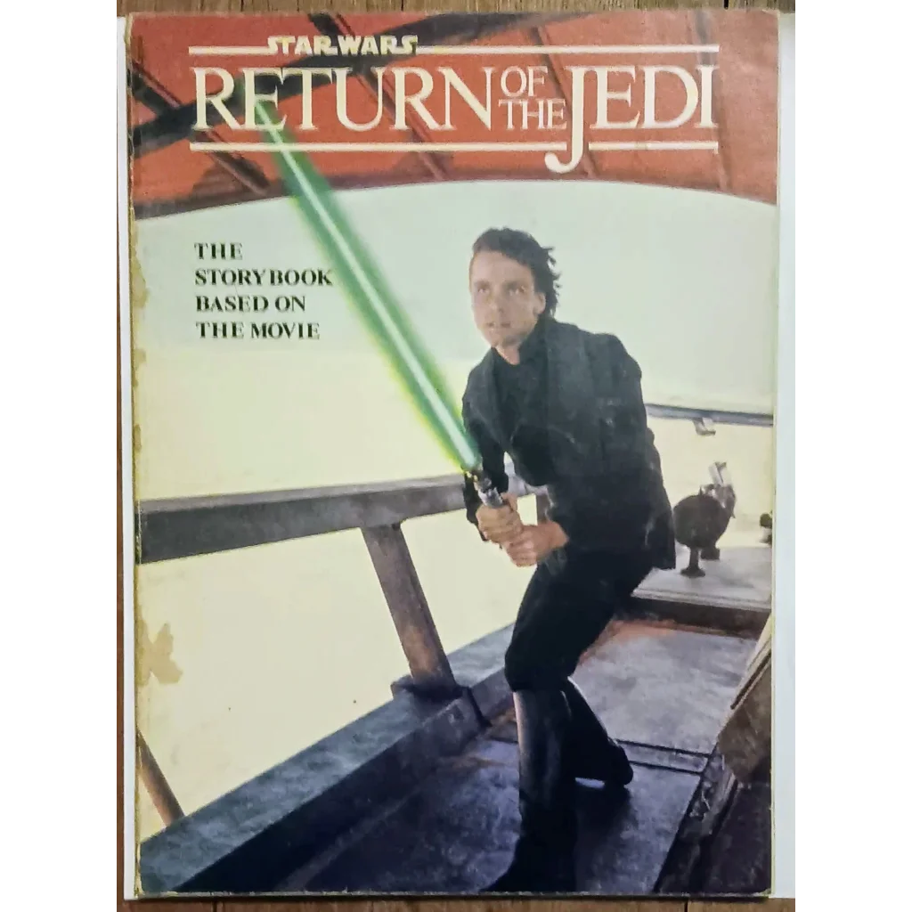 Luke Skywalker wields green lightsaber in Return of the Jedi storybook
