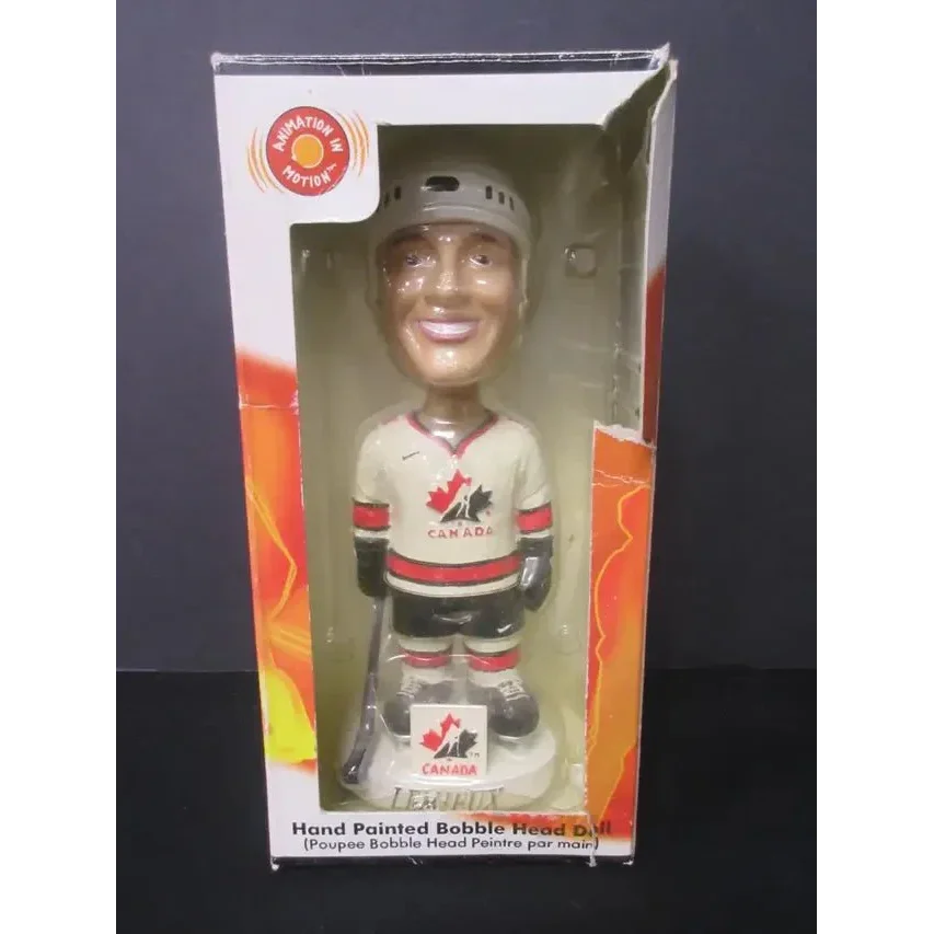 Hockey player bobblehead in retail box, Mario Lemieux Bobble Head NHL collectible