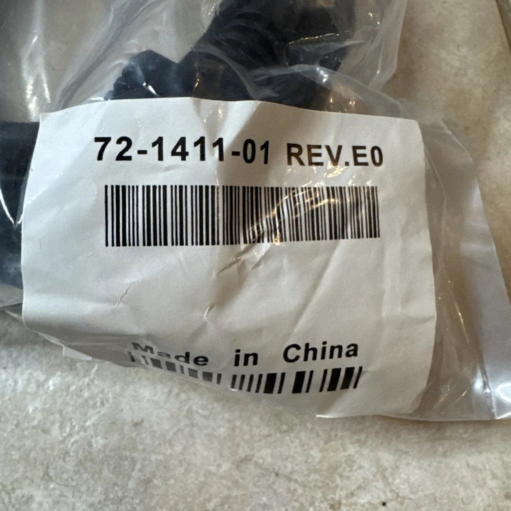 Cisco twist lock power cord 72-1411-01 in clear bag, made in China