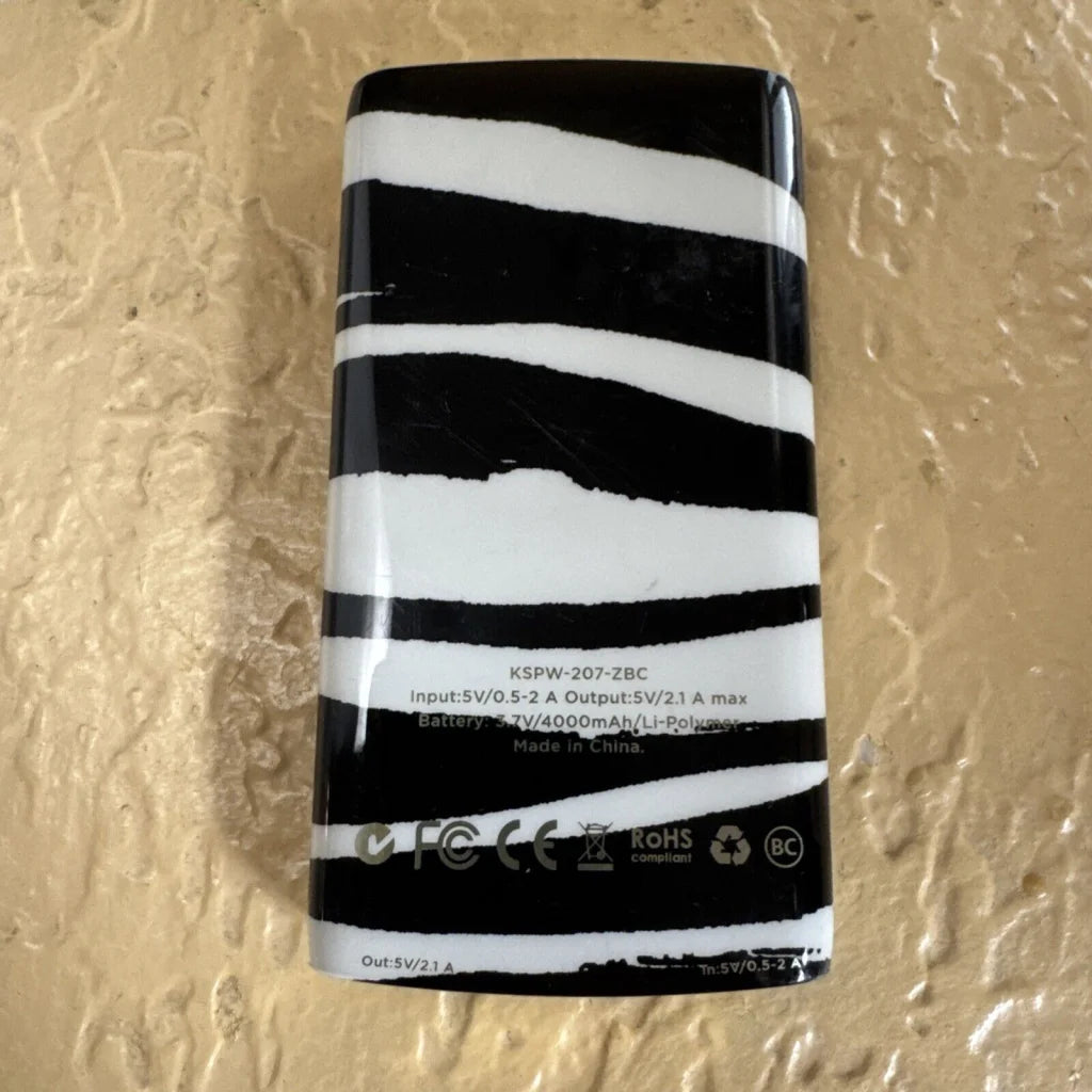 Kate Spade New York backup battery bank 4000mAh zebra stripe glossy