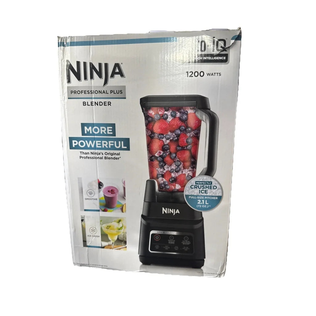 Ninja Professional Blender 1000 with berries and ice in 2.1L pitcher