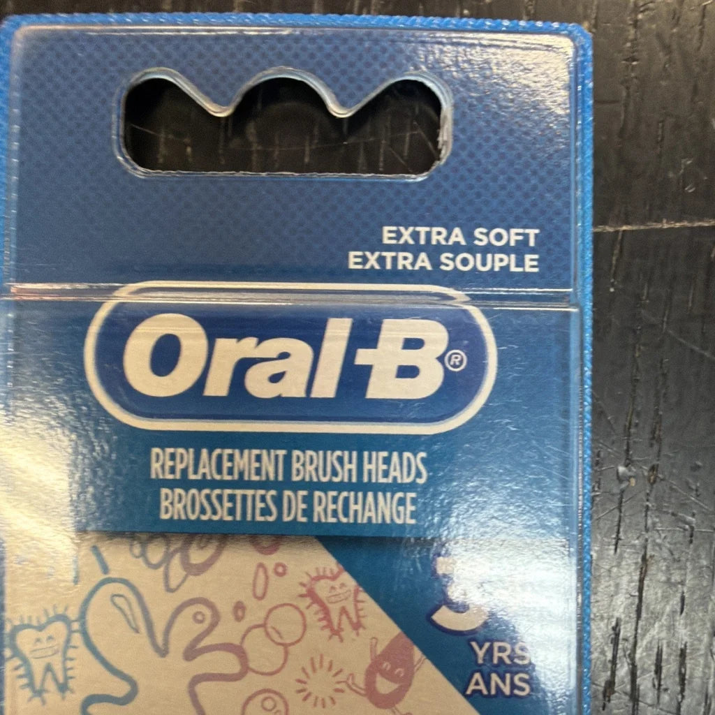 Oral-B sensitive gum care electric toothbrush replacement heads, blue extra soft