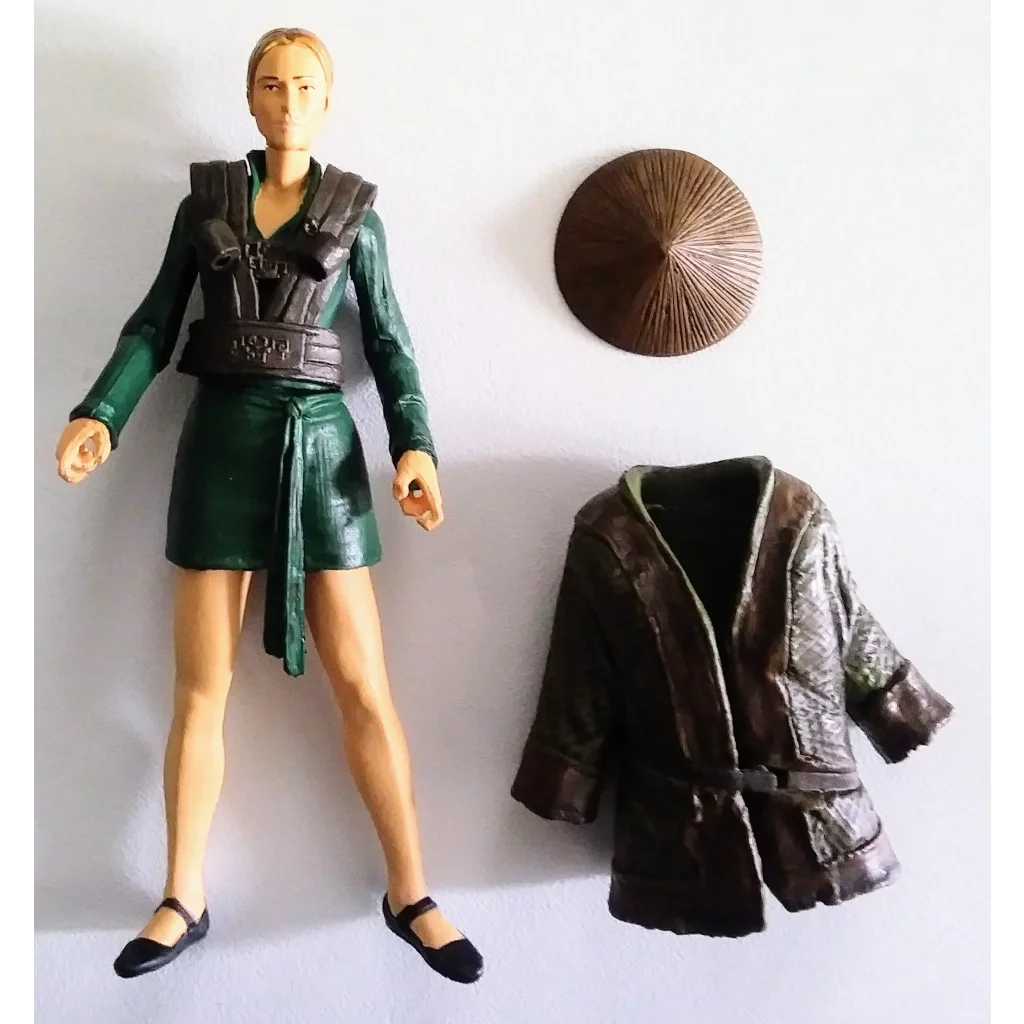 Green leather Caribbean action figure Elizabeth Swann disguise 2007