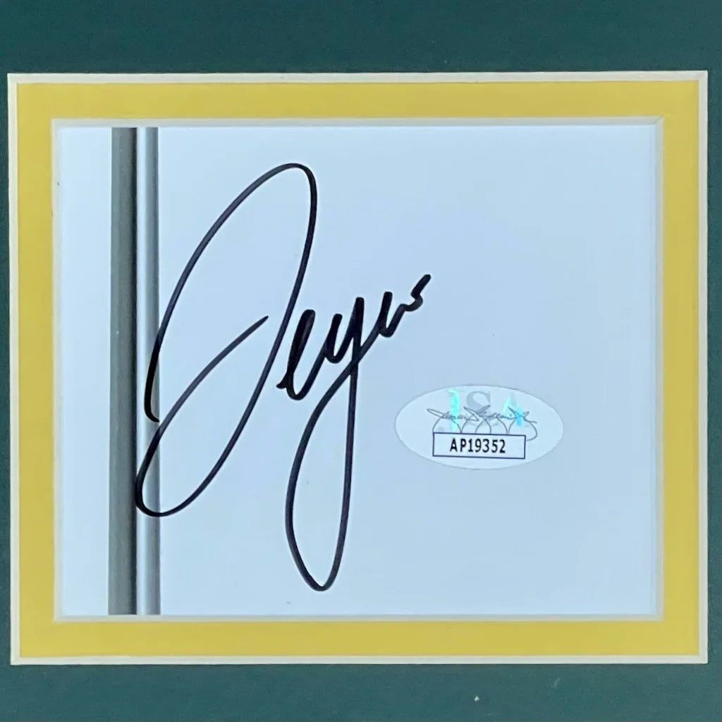 Sergio Garcia yellow bordered autograph card in Signature Series Frame