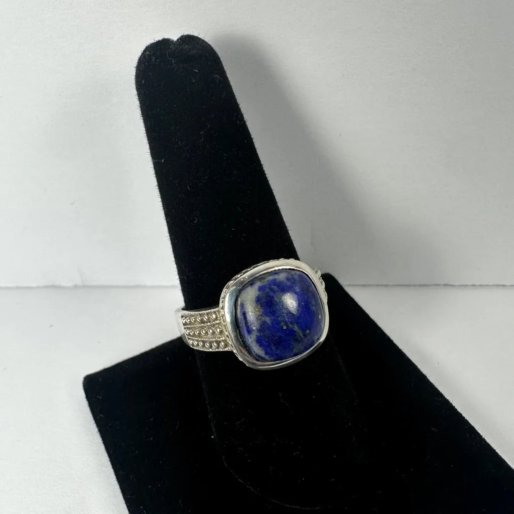 Stunning lapis lazuli ring in sterling silver with marcasite accents