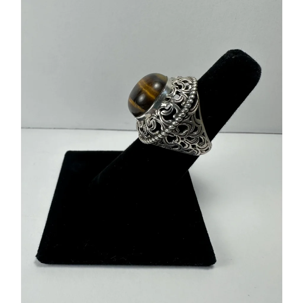 Stunning tiger eye ring in ornate silver filigree with oval stone