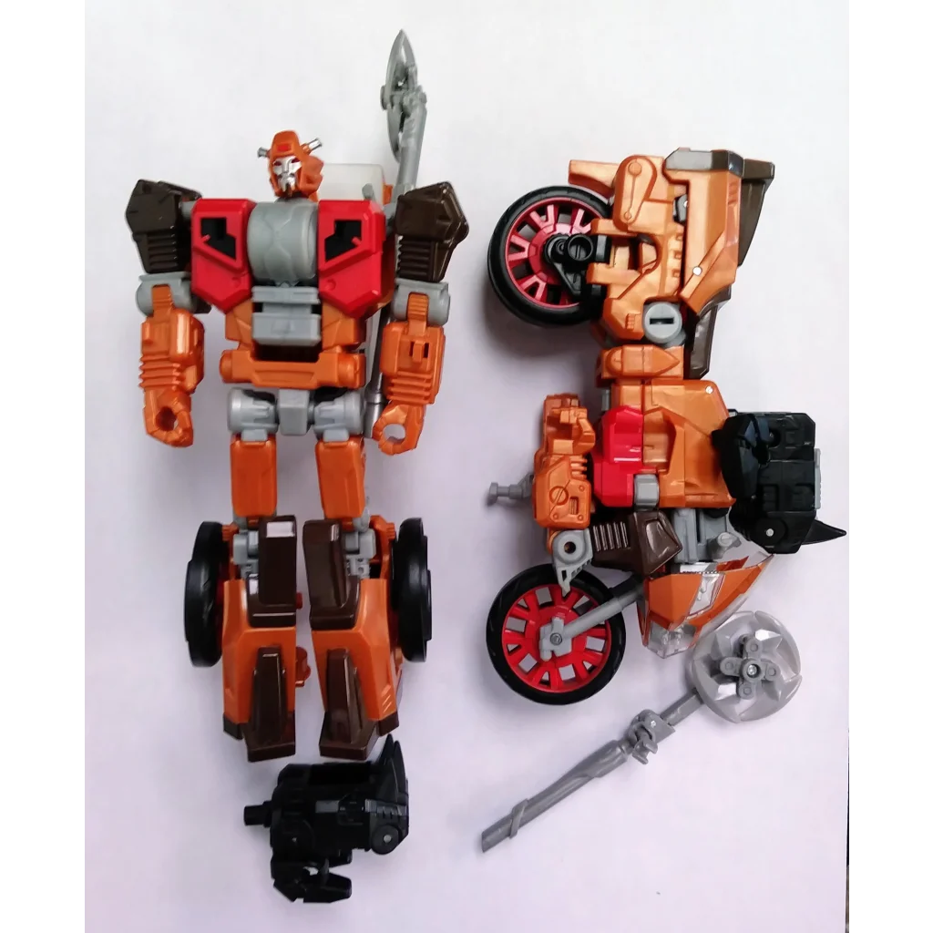 Orange red Transformers action figure set Wreck-Gar robot to motorcycle