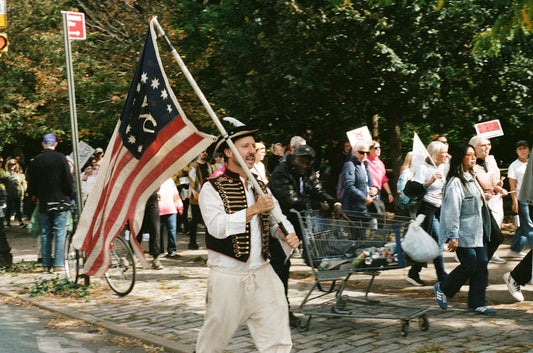 18th-century American flag with 13 stars, white cotton, Revolution key events