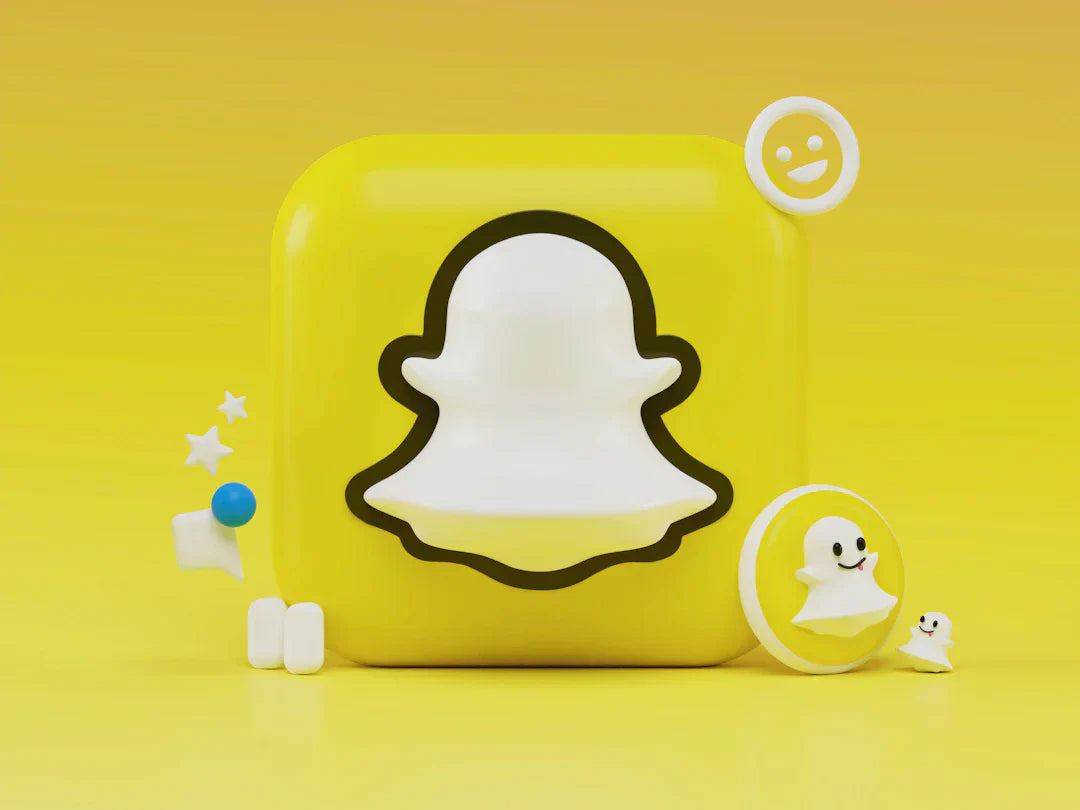 Yellow Snapchat logo representing celebrity culture and girl power in 90s pop culture