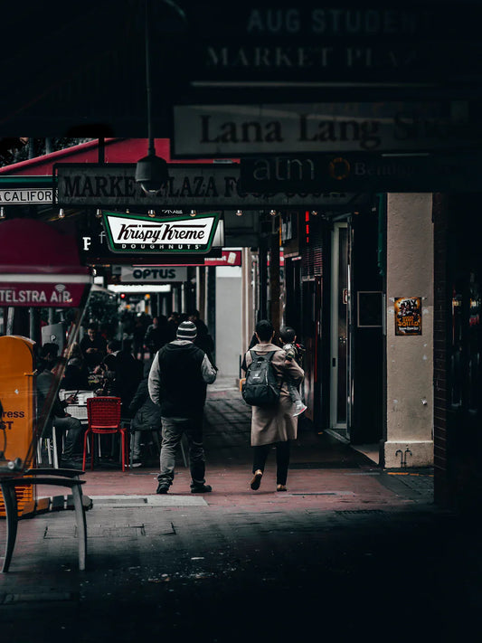 1970s American consumer culture and social movements that transformed vintage shopping habits and antique collecting values