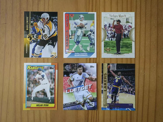 vintage memorabilia gift ideas including music collectibles sports ephemera and pop culture antiques from the 20th century
