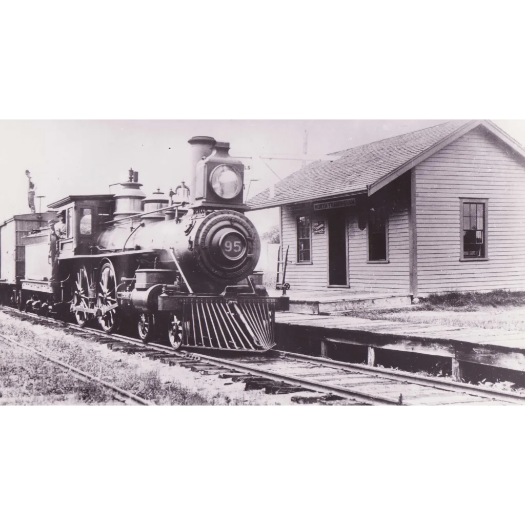 Black steam locomotive 95 on 1953 New York New Haven & Hartford railroad gold bond