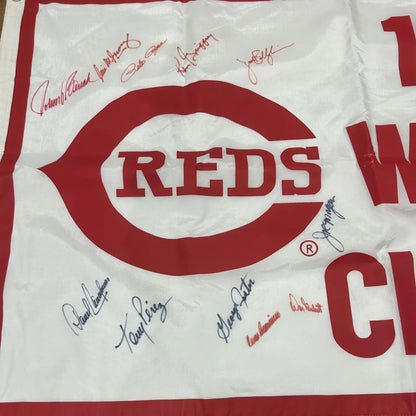 1975 world champions Cincinnati Reds multi autographed flag