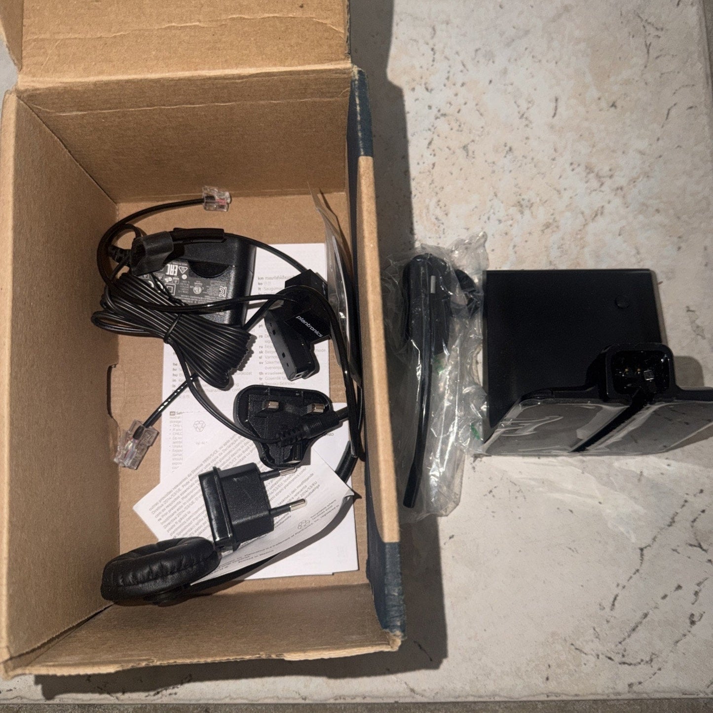 Poly Plantronics CS540A DECT Wireless Office Headset System with Base