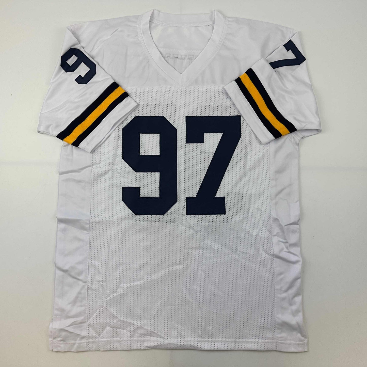 Autographed/Signed Aidan Hutchinson Michigan White College Football Jersey