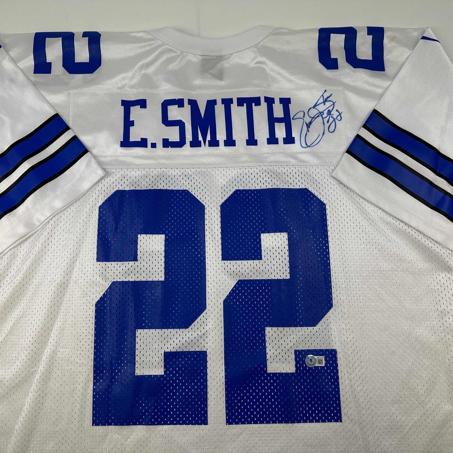Autographed Emmitt Smith Dallas White Jersey