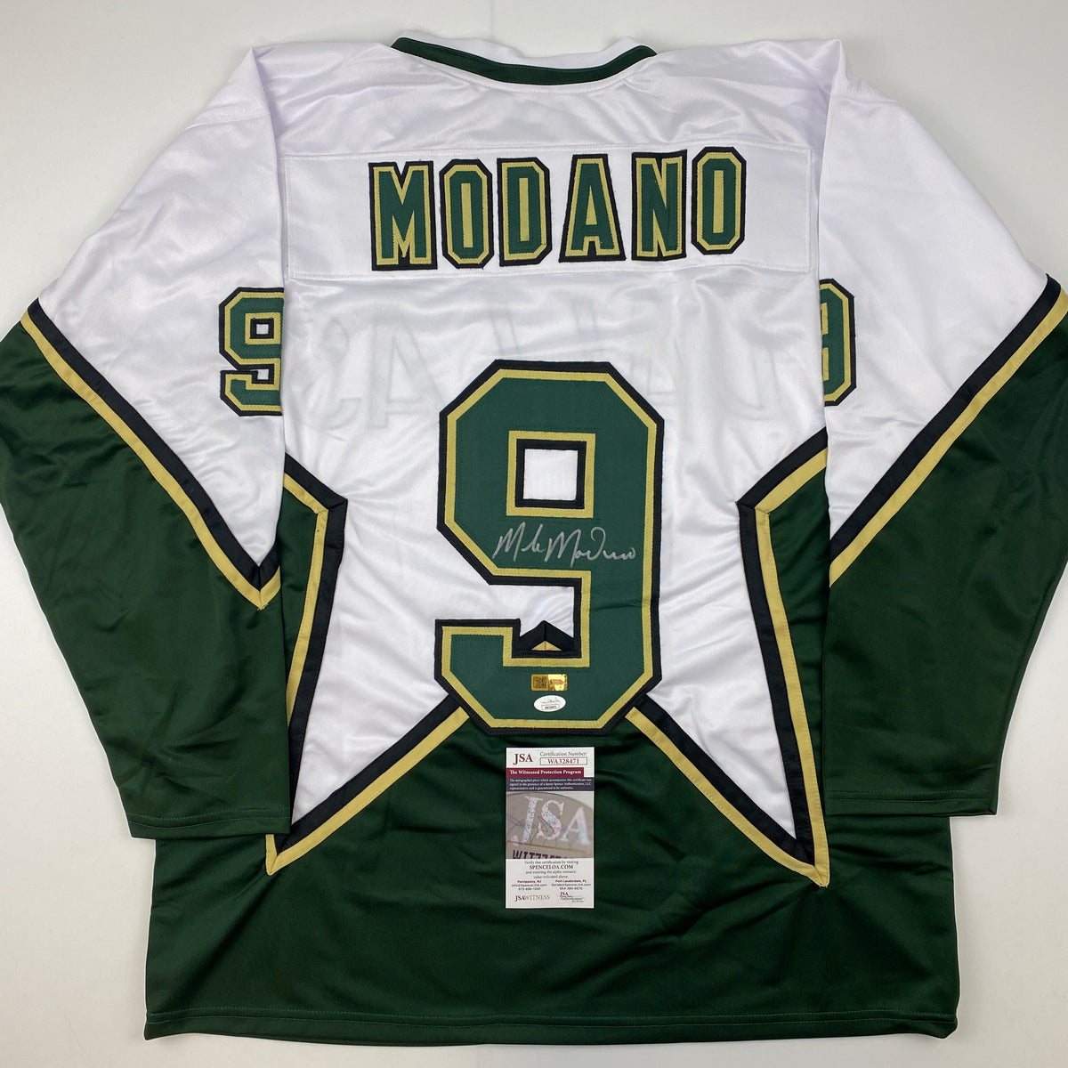 Autographed/Signed Mike Modano Dallas White Hockey Jersey Beckett BAS COA