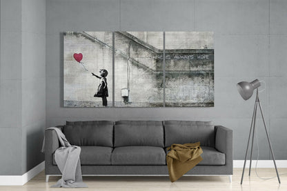 Heart Balloon Street Stencil Glass Art