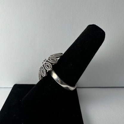 .925 Sterling Silver Flower Ring