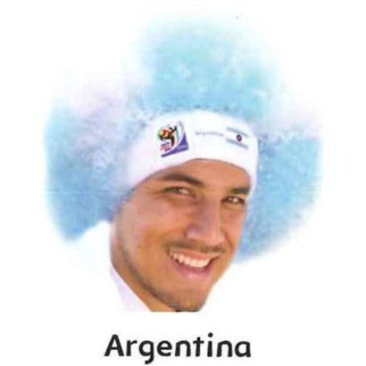 Man wearing white headband with purple logo smiling at camera against blue background, with "Argentina" text below.