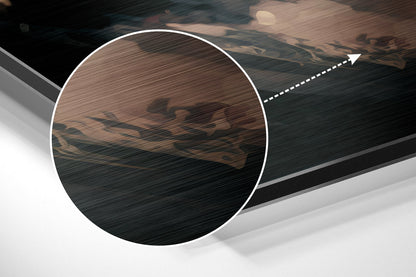 Close-up angled view of brushed aluminum Dibond panel showing wood grain texture detail with white circular highlight and directional arrow overlay.