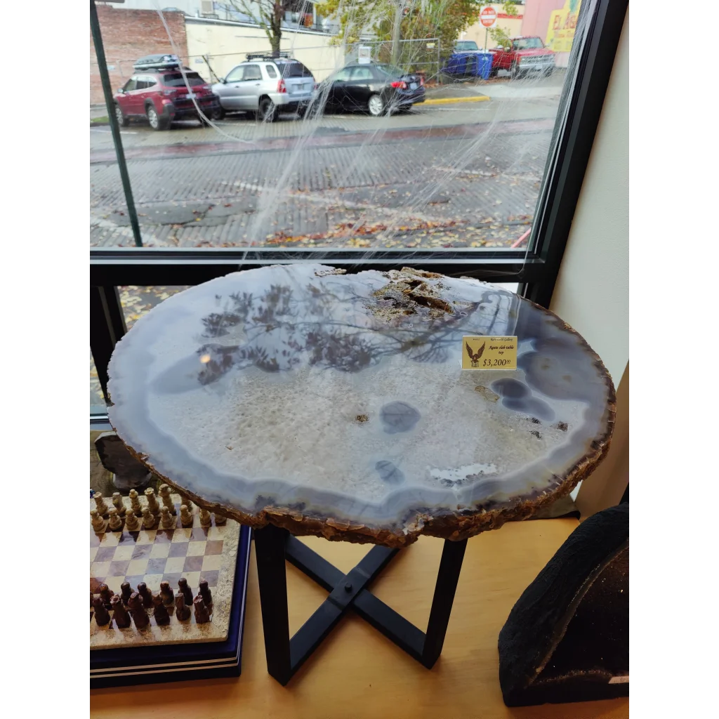 XL Agate Quartz Slab table with polished top and gray-blue swirls