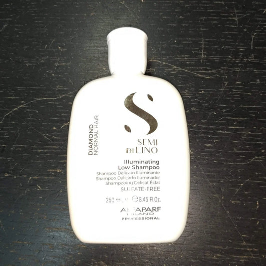 Alfaparf Semi di Lino low shampoo for normal hair, white bottle