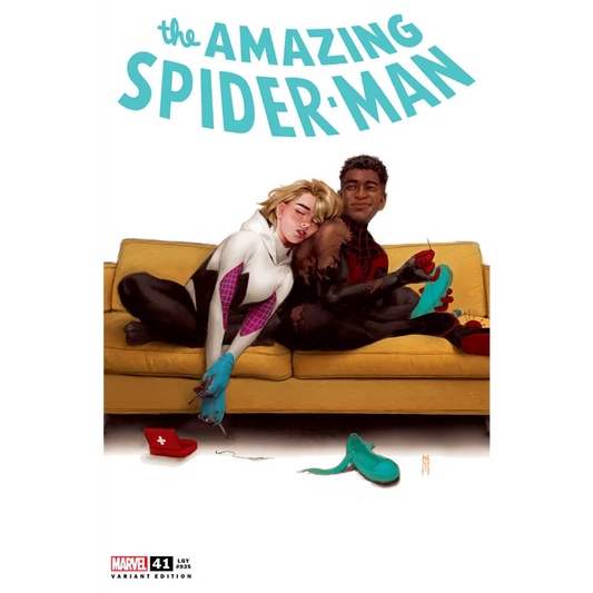 Comic book cover featuring Spider-Gwen and Miles Morales on a couch, mercado exclusive comic