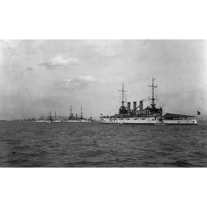 1910s antique Great White Fleet battleship on patriotic cigar label