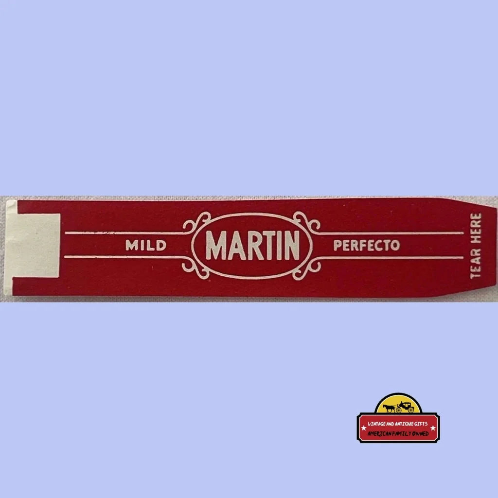 Red Martin cigar band with elegant vintage design, showcasing bold white text