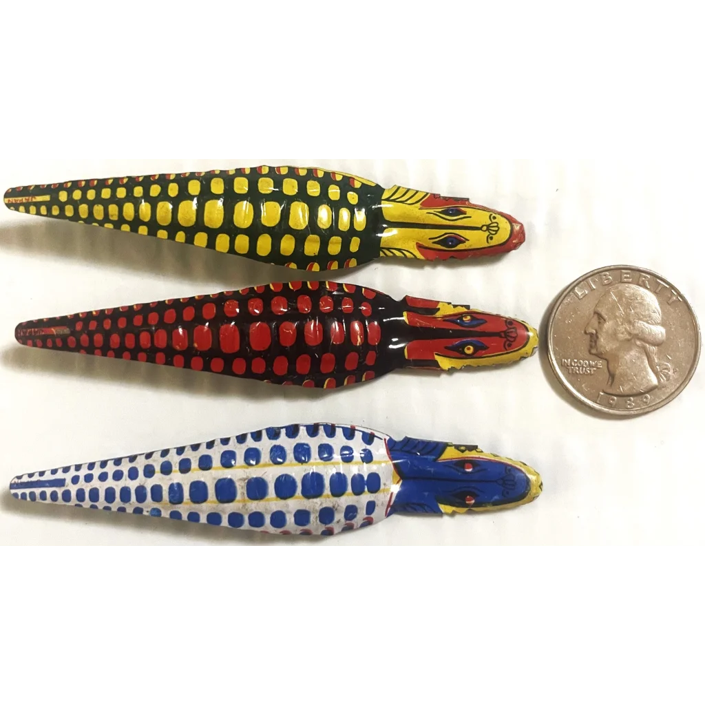 Antique Vintage 1950s 🐍 Snake Tin Clicker Noisemaker Mouth Opens and Closes! Collectibles Unique Toys Step back