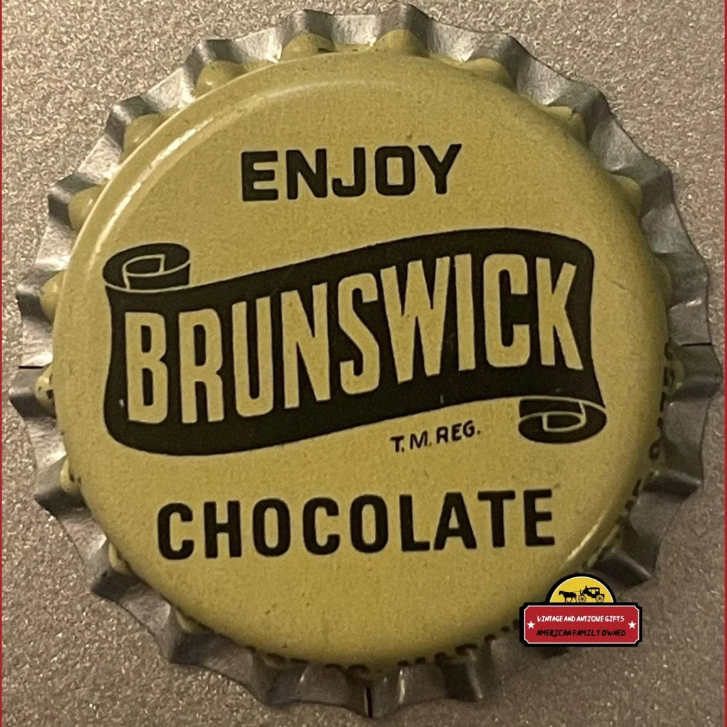 Antique Vintage Brunswick Chocolate Bottle Cap Madawaska Me 1960s - Advertisements - Soda And Beverage Memorabilia. From