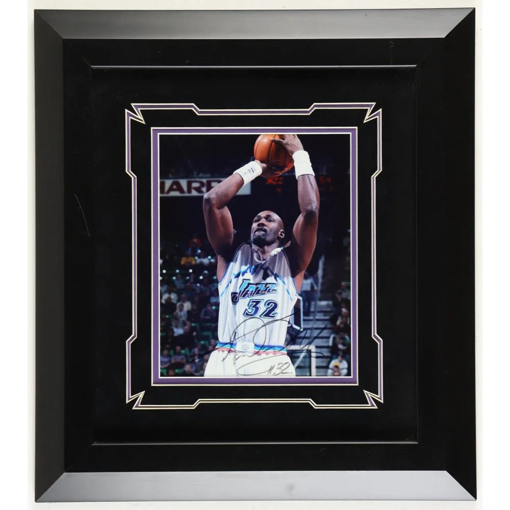 Framed and matted Karl Malone signed Utah Jazz photo with Beckett COA